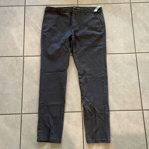 Brand New IZOD Stretch Chinos 36x34